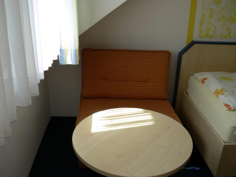 Pension Zur Einkehr Allersberg Bagian luar foto